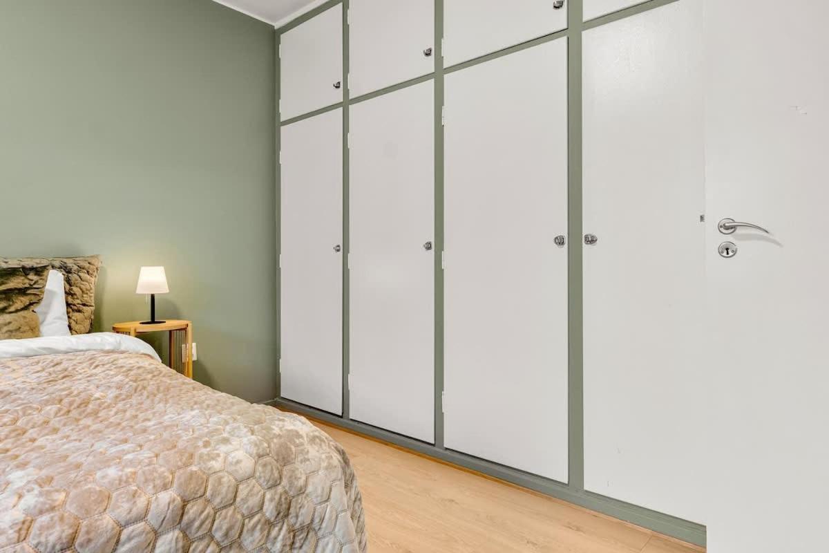 Dinbnb L Free Parking L 5 Min From Torget L Nearby Coast I Newly Furnished Leilighet *
